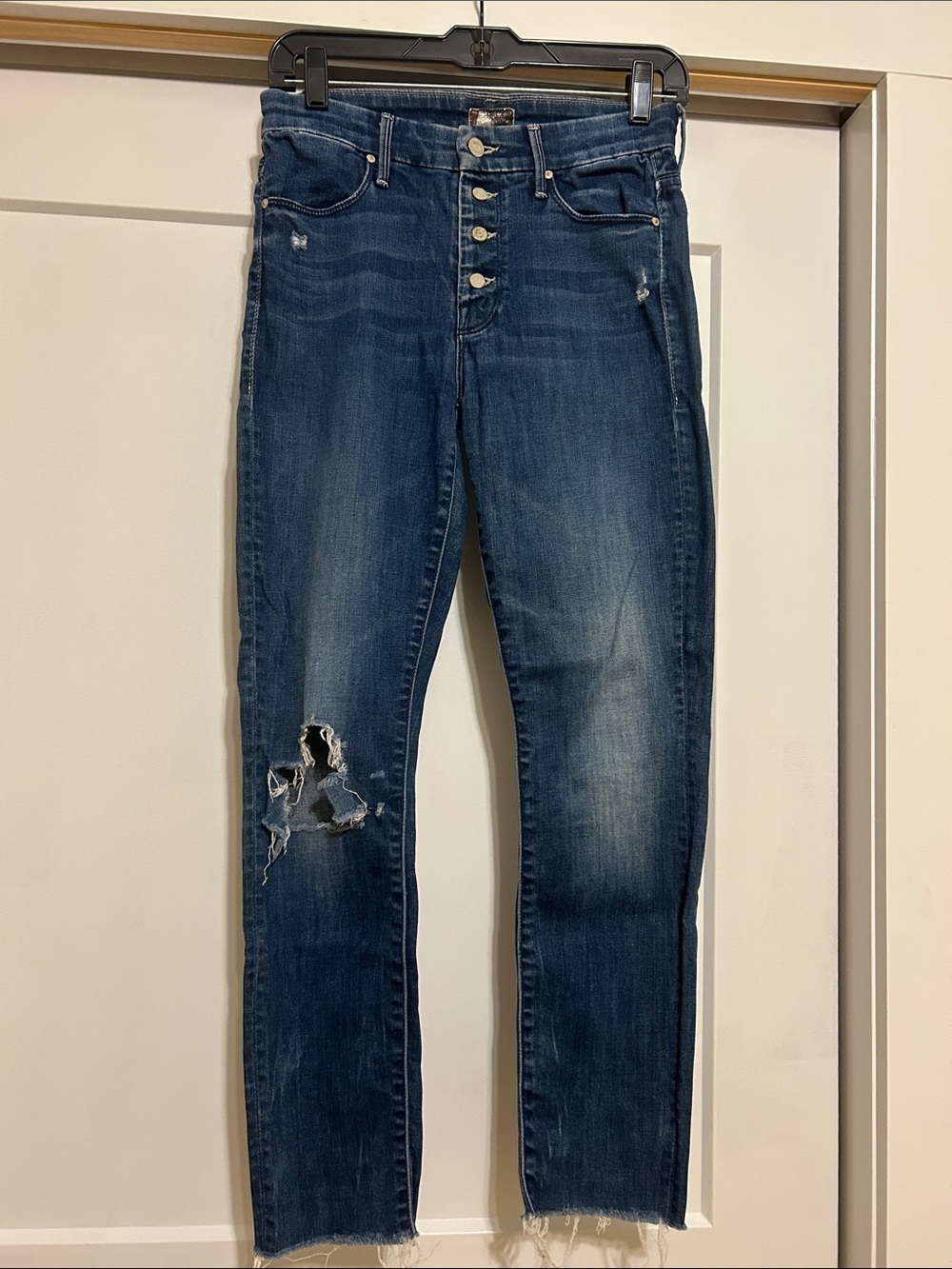MOTHER Dark Blue High-Rise Skinny Jeans with Distressed Knee